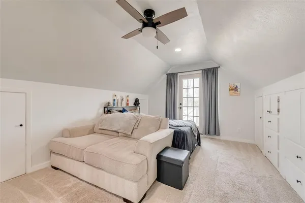 a view of yard with a fountain