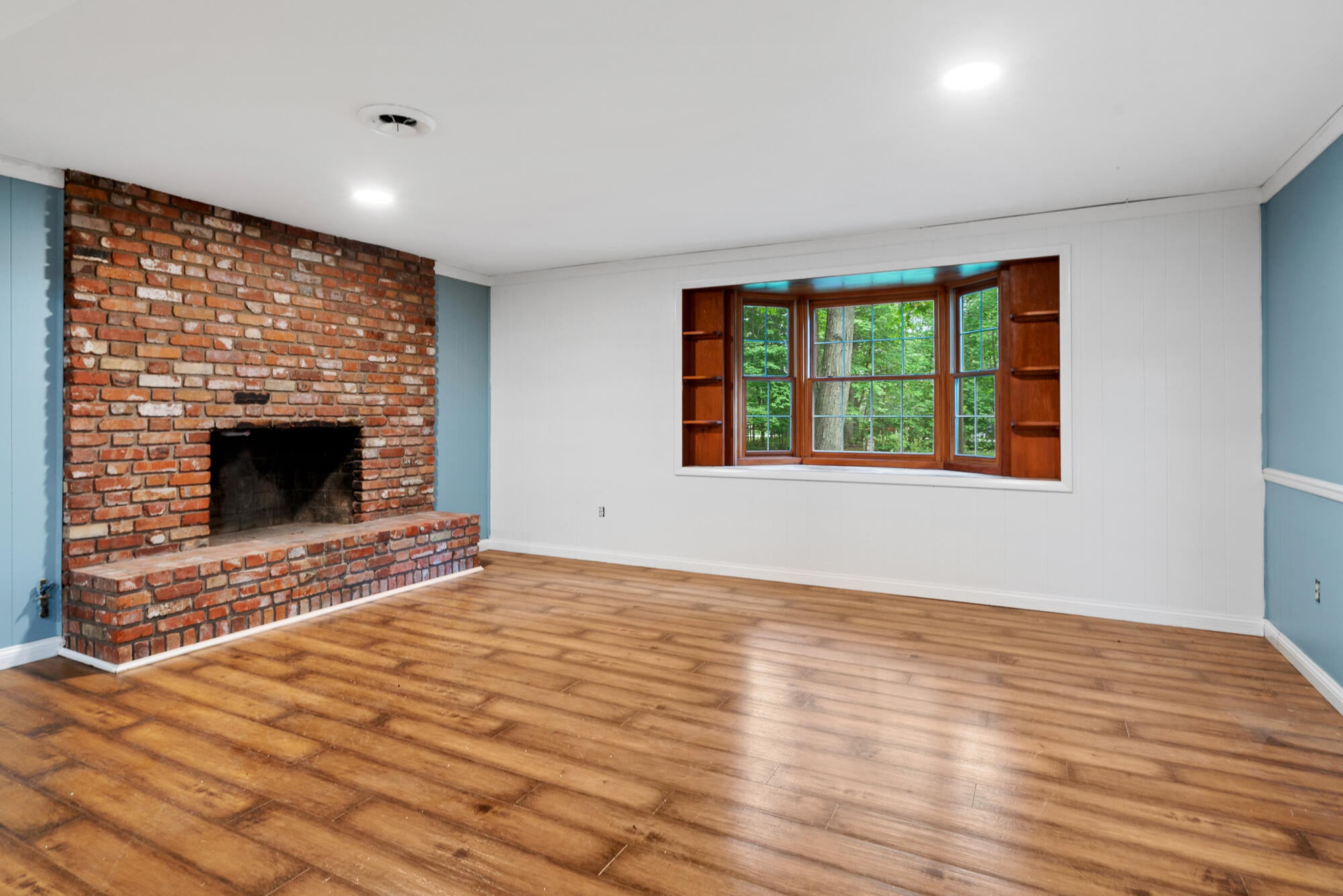 5627 Valley Road Alanson, MI 49706 - Photo 7 of 50 Gallery Image 7