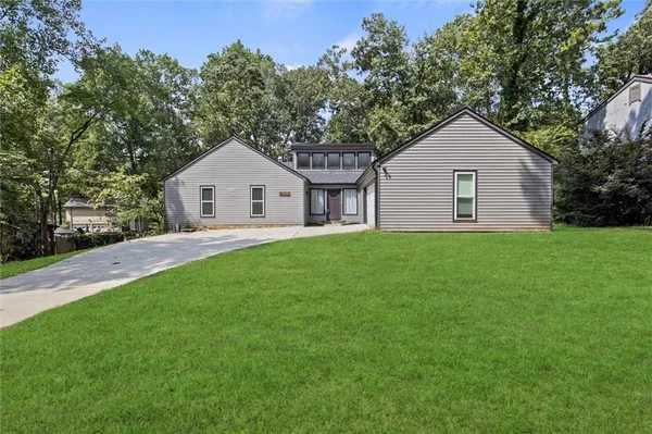$400,000 | 1060 Deer Chase Court, Stone Mountain, GA 30088