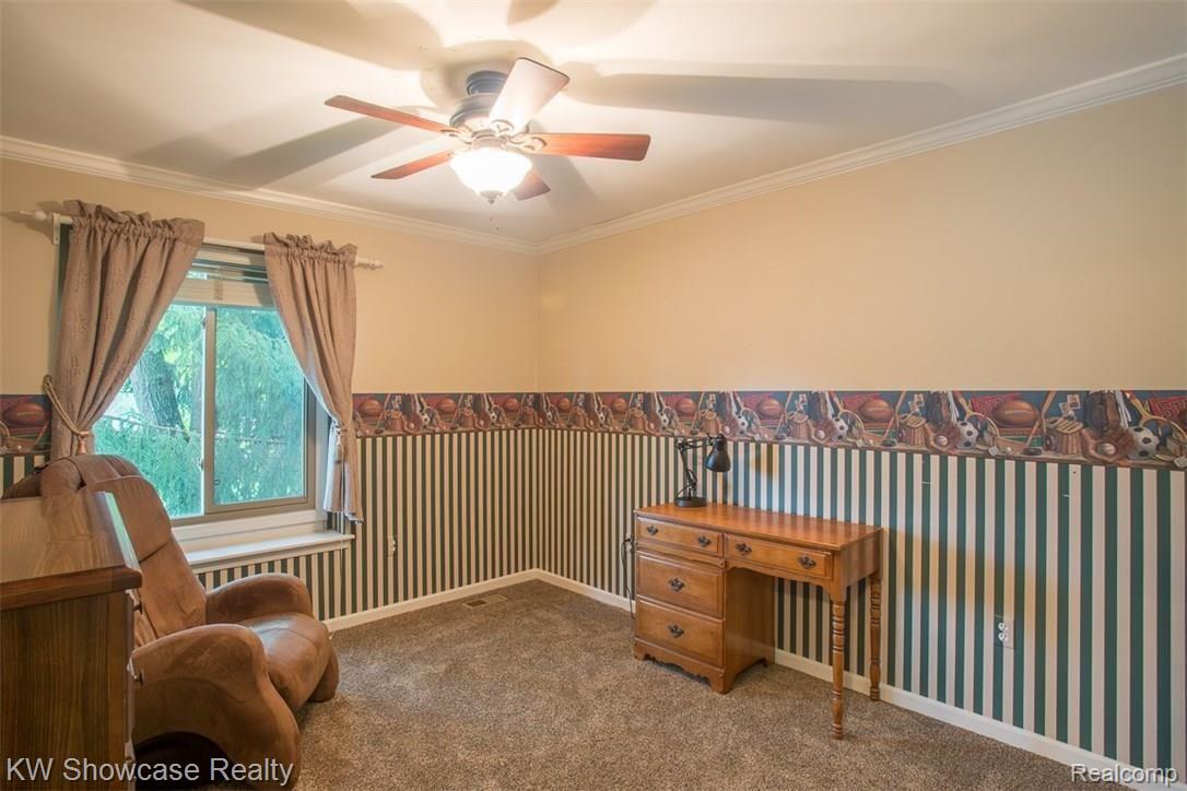 16897 Ryan Road Livonia, MI 48154 - Photo 20 of 34 Ryan Road_16897-upper-Bedroom 3-15.jpg