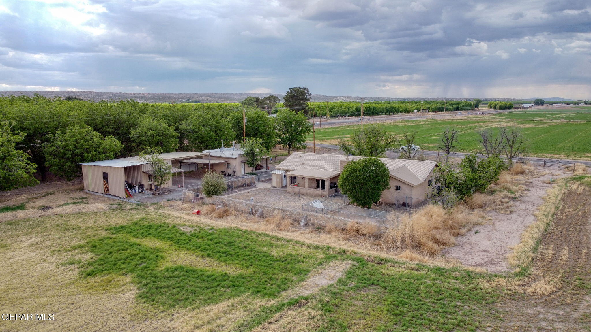 3025-3035 West O'Hara Road Anthony, NM 88021 - Photo 36 of 41 44-web-or-mls-DJI_0083