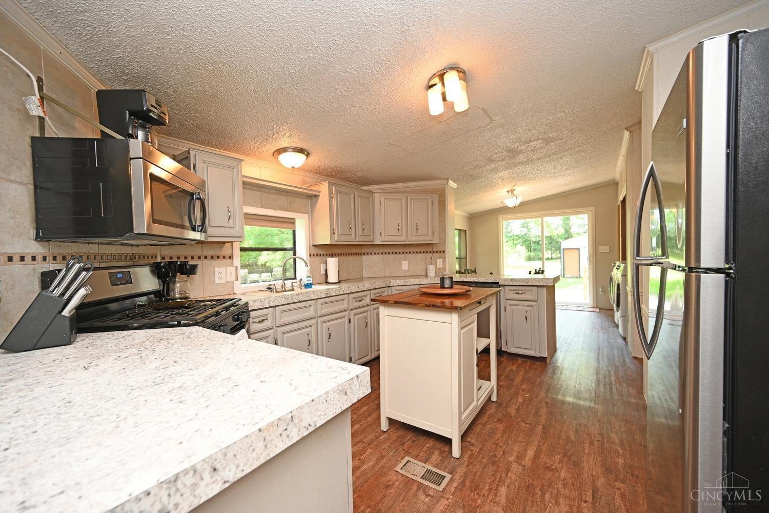 4011 Afton-Elklick Road Batavia, OH 45103 - Photo 14 of 35 Gallery Image 14