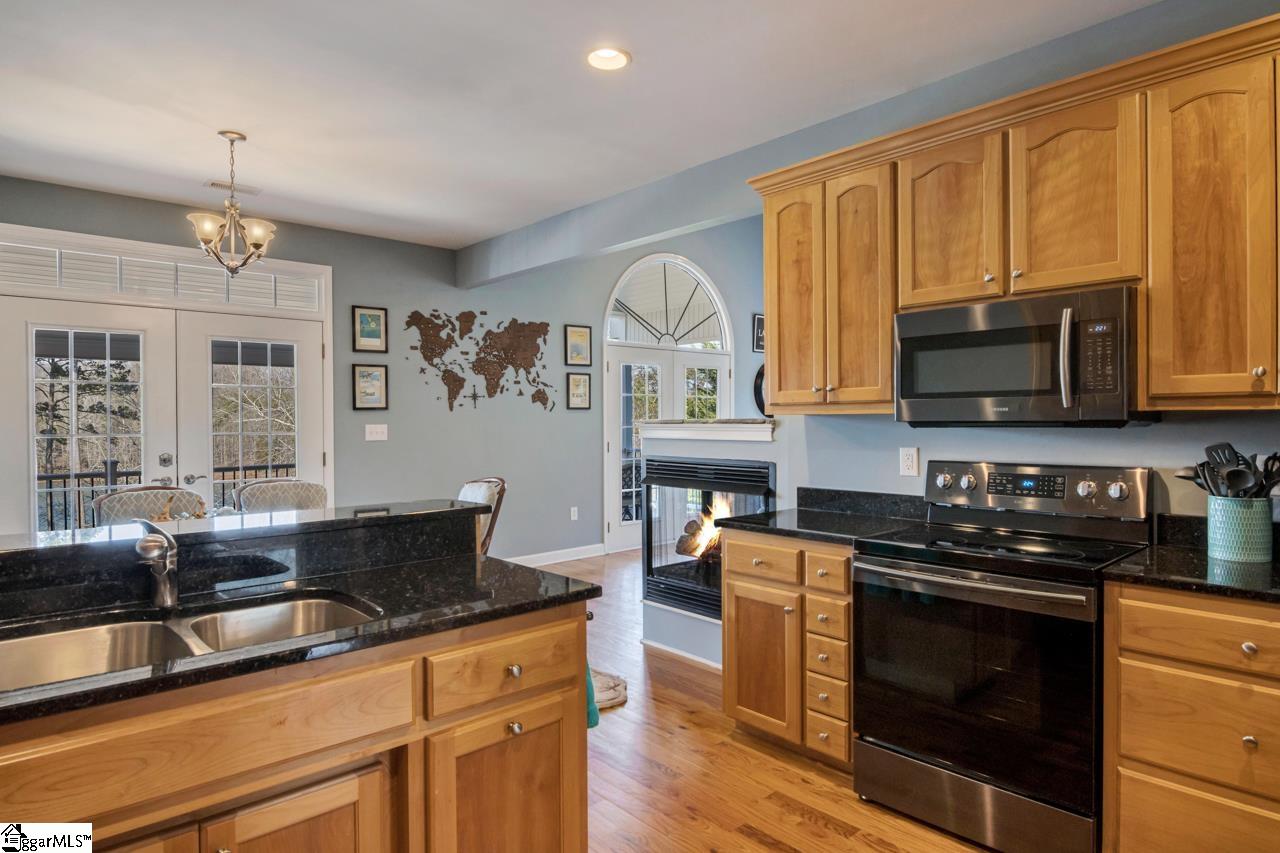 335 Stardust Lane Seneca, SC 29672 - Photo 13 of 36 Gallery Image 13