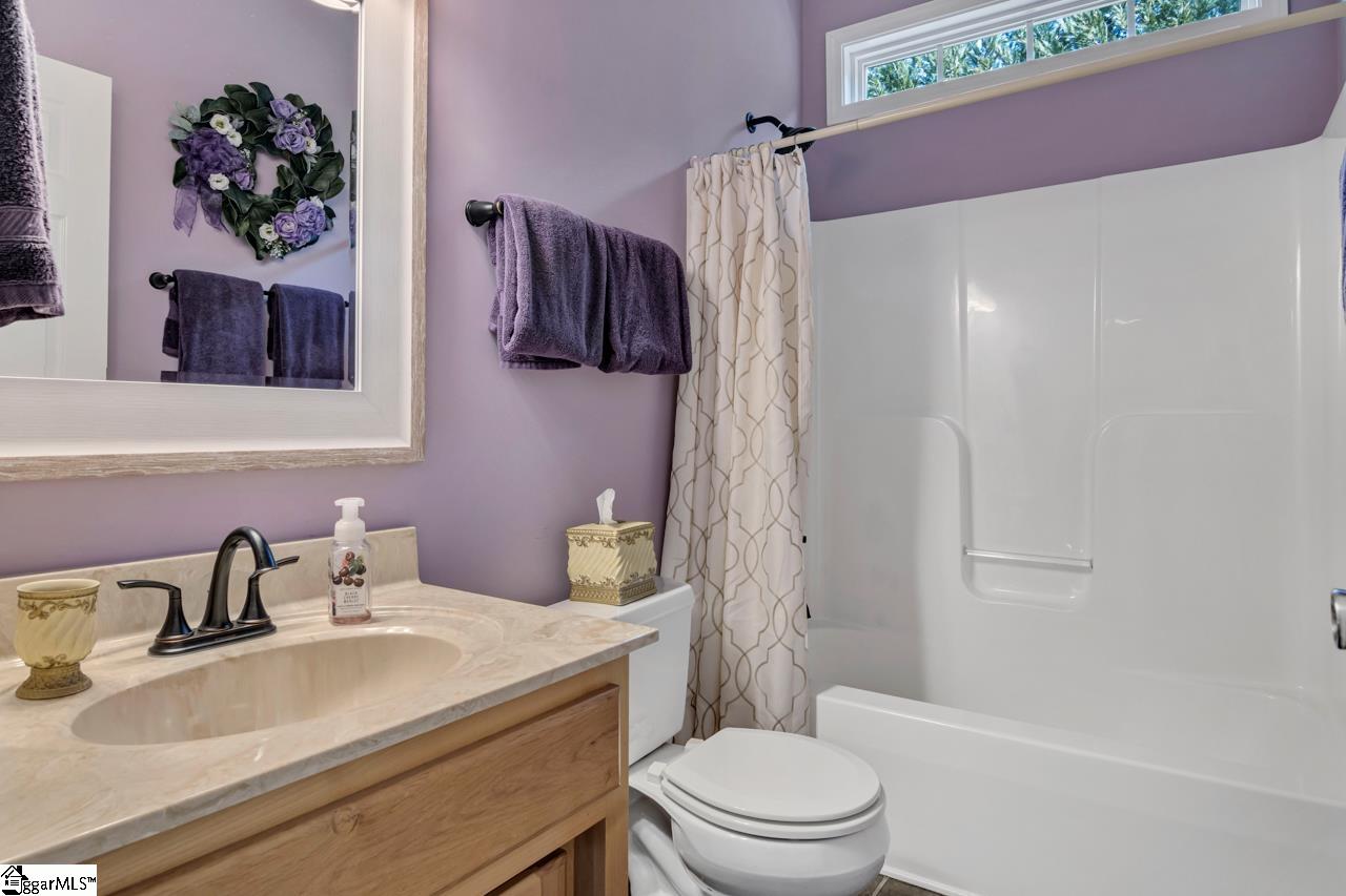 335 Stardust Lane Seneca, SC 29672 - Photo 21 of 36 Gallery Image 21