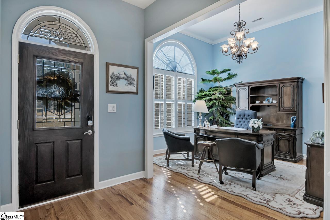 335 Stardust Lane Seneca, SC 29672 - Photo 6 of 36 Gallery Image 6