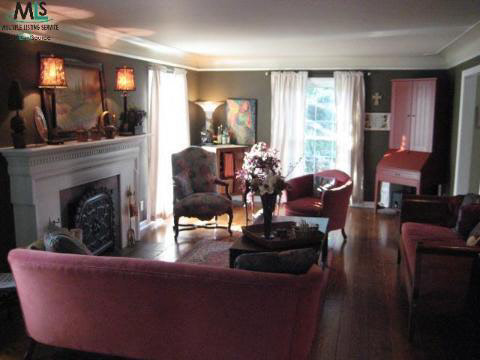 960 North Oxford Road Grosse Pointe, MI 48236 - Photo 6 of 12 833243-5.JPG