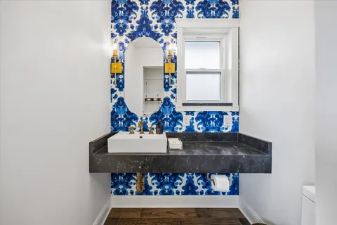 $649,000 | 10931 Piping Rock Lane, Houston, TX 77042