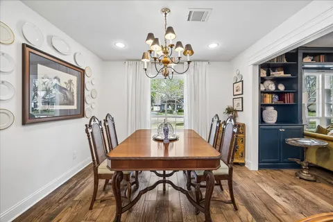 $649,000 | 10931 Piping Rock Lane, Houston, TX 77042