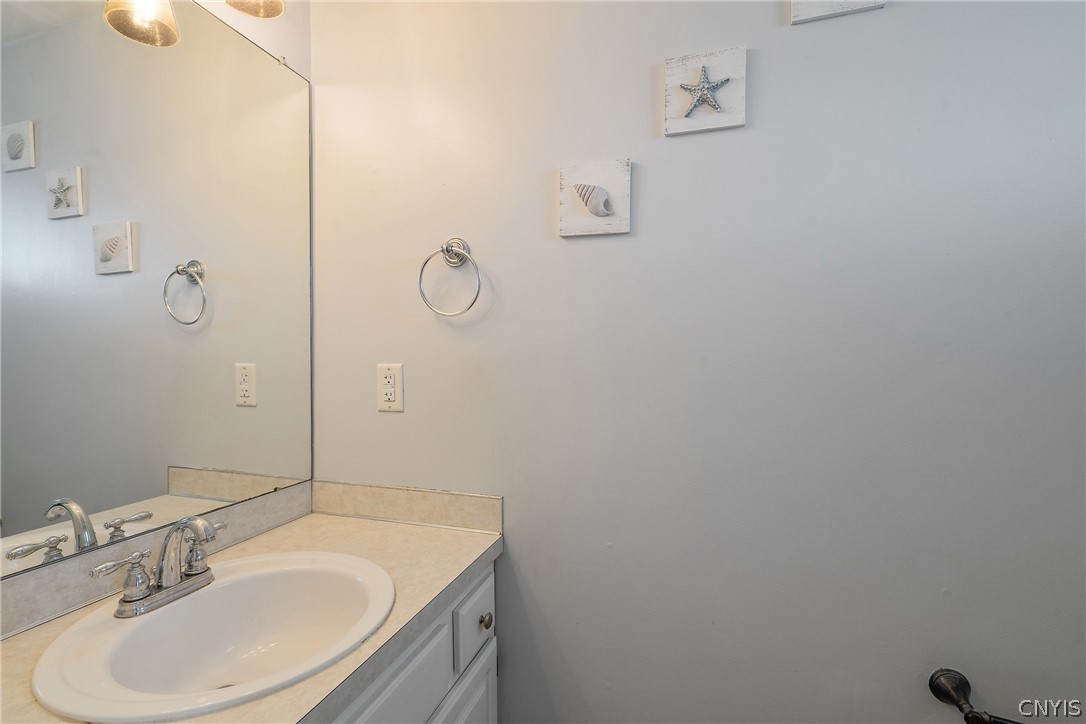 6028 Monopoli Path Cicero, NY 13039 - Photo 16 of 39