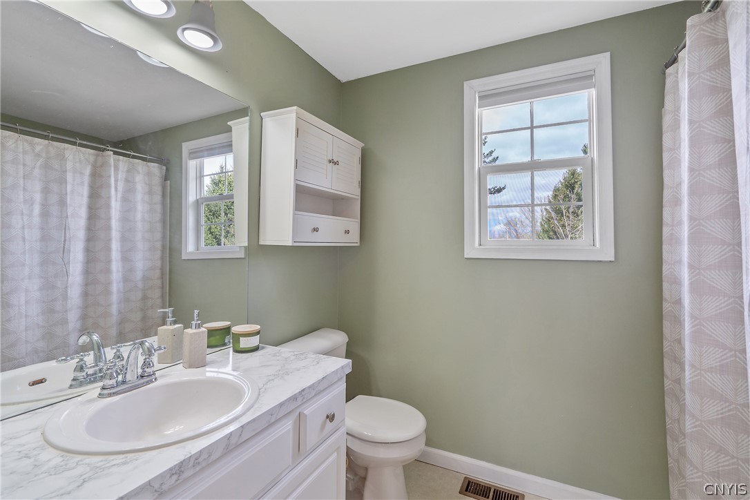 6028 Monopoli Path Cicero, NY 13039 - Photo 26 of 39 En Suite