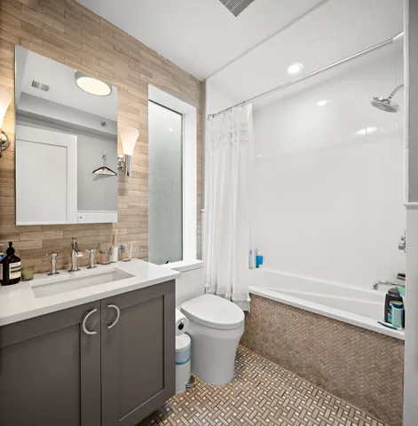 $5,600 | 313 Washington Street, Unit 7, Hoboken, NJ 07030