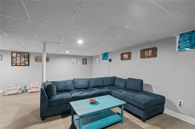 $3,500 | 181 Highland Avenue, Warwick, RI 02886