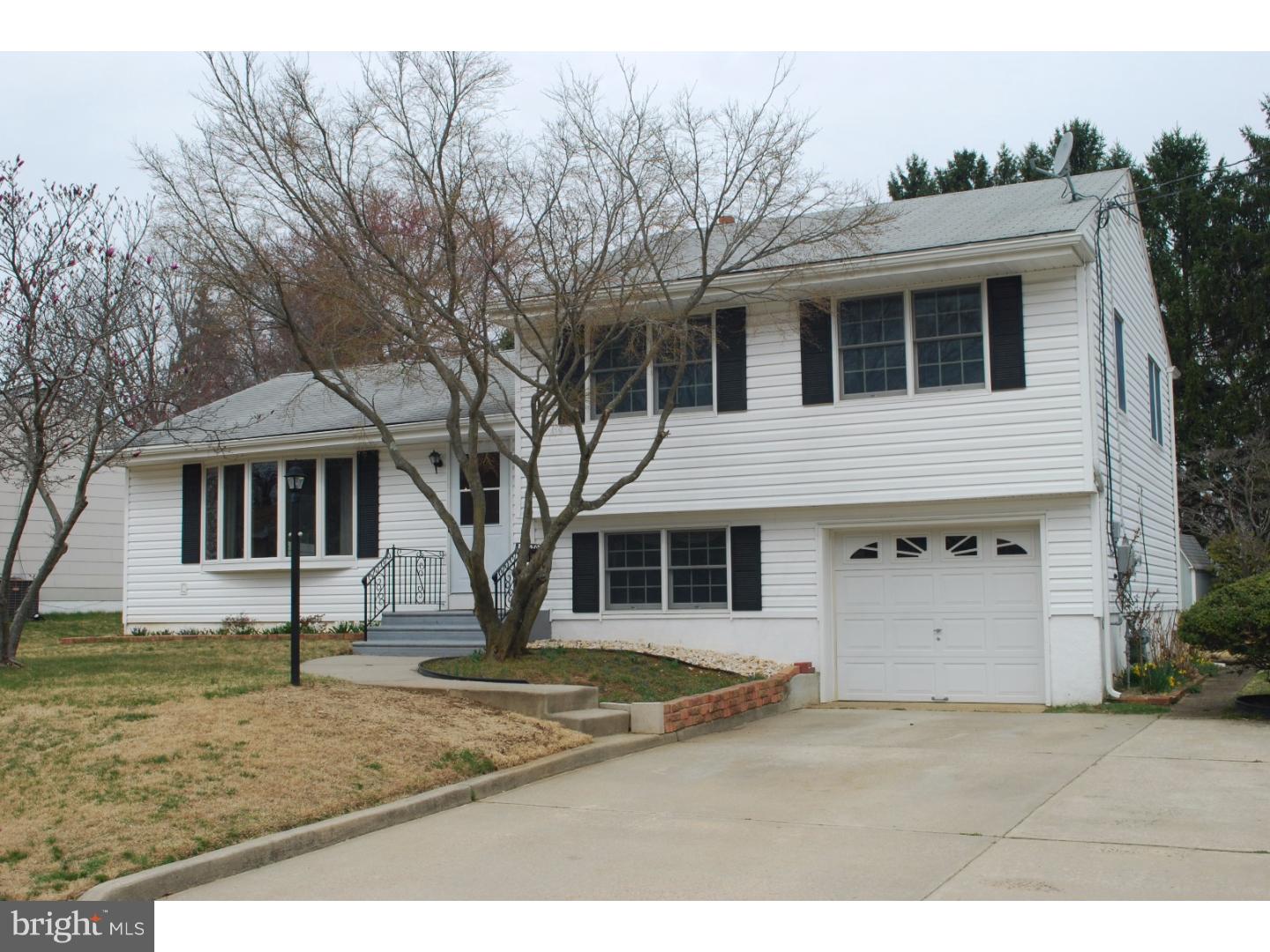 61 Valley View Road Hamilton, NJ 08620 - Photo 1 of 22 Exterior Front
