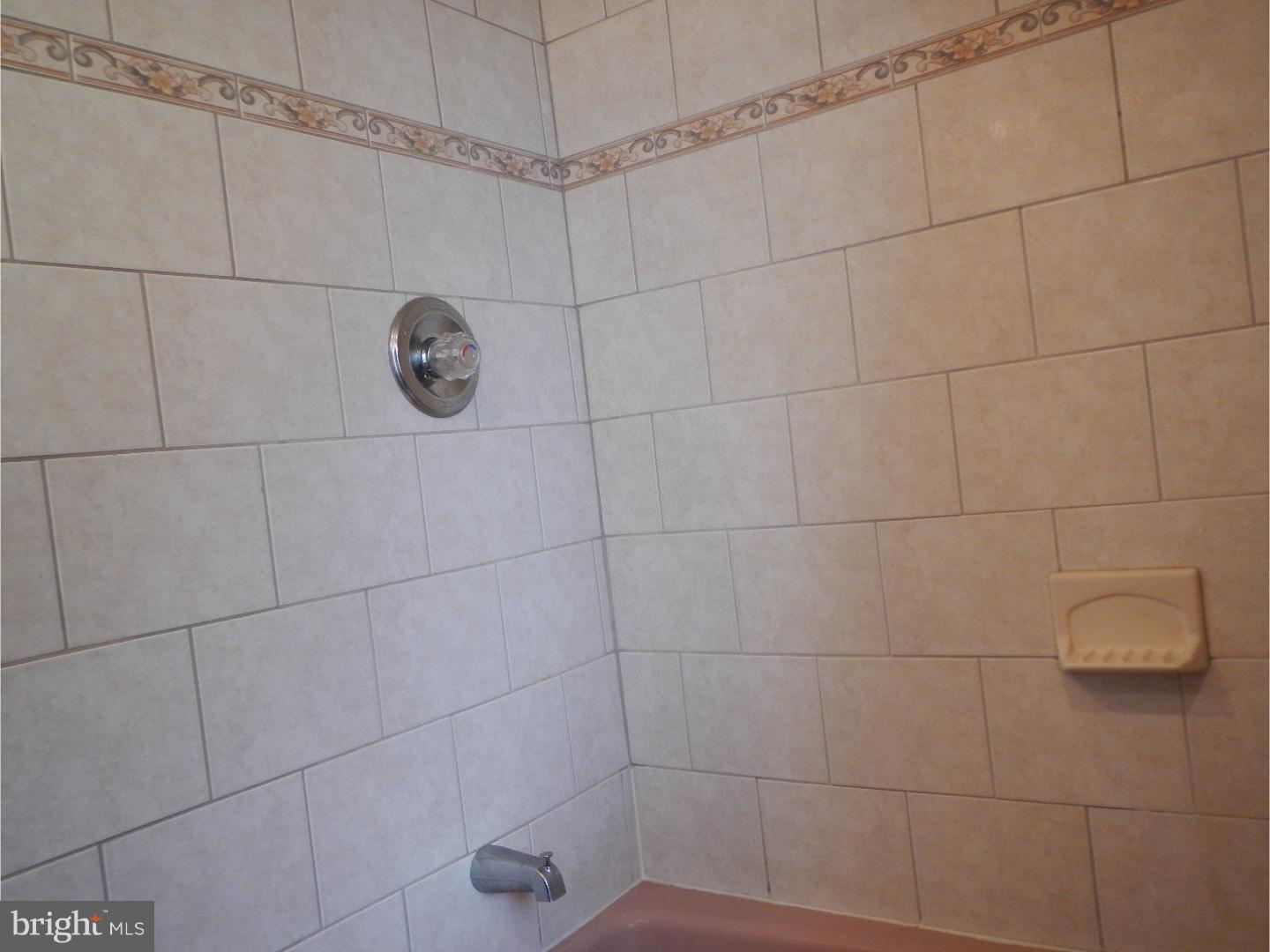 61 Valley View Road Hamilton, NJ 08620 - Photo 18 of 22 Bathroom