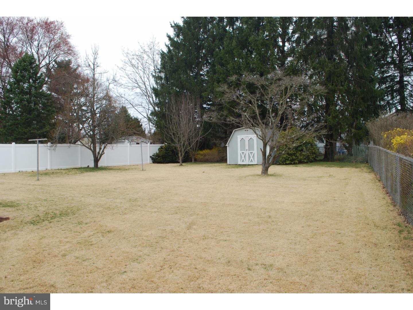 61 Valley View Road Hamilton, NJ 08620 - Photo 19 of 22 Back Yard