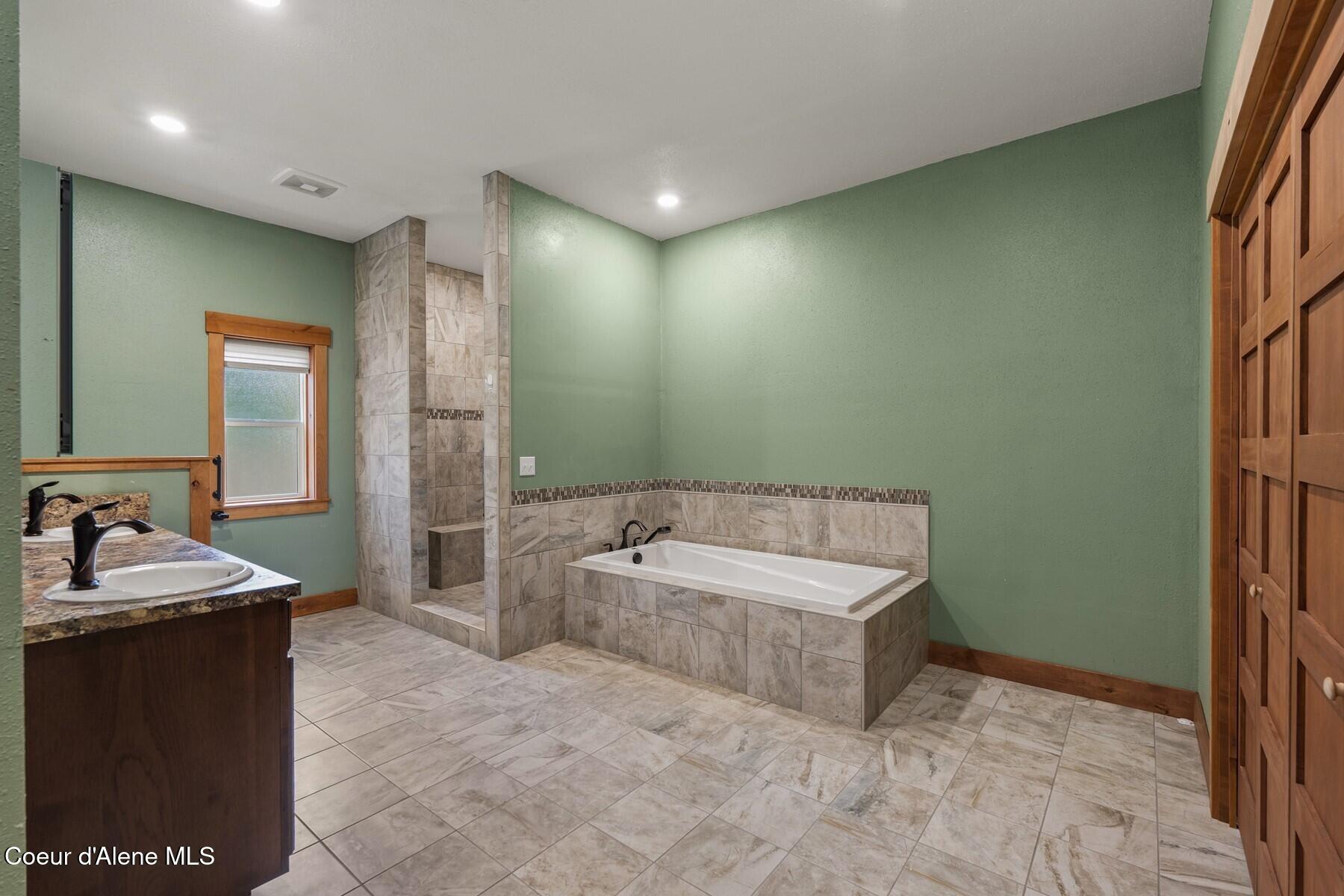 1968 Old Priest River Road Priest River, ID 83856 - Photo 14 of 31 Master Bath