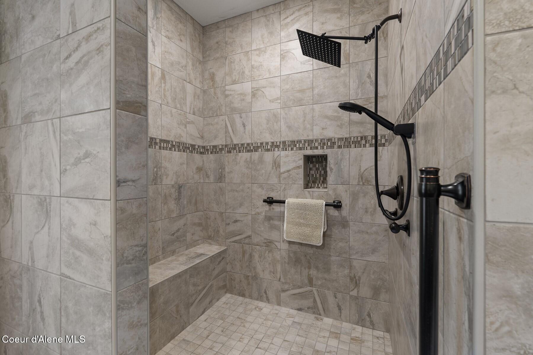 1968 Old Priest River Road Priest River, ID 83856 - Photo 17 of 31 Beautiful Tile