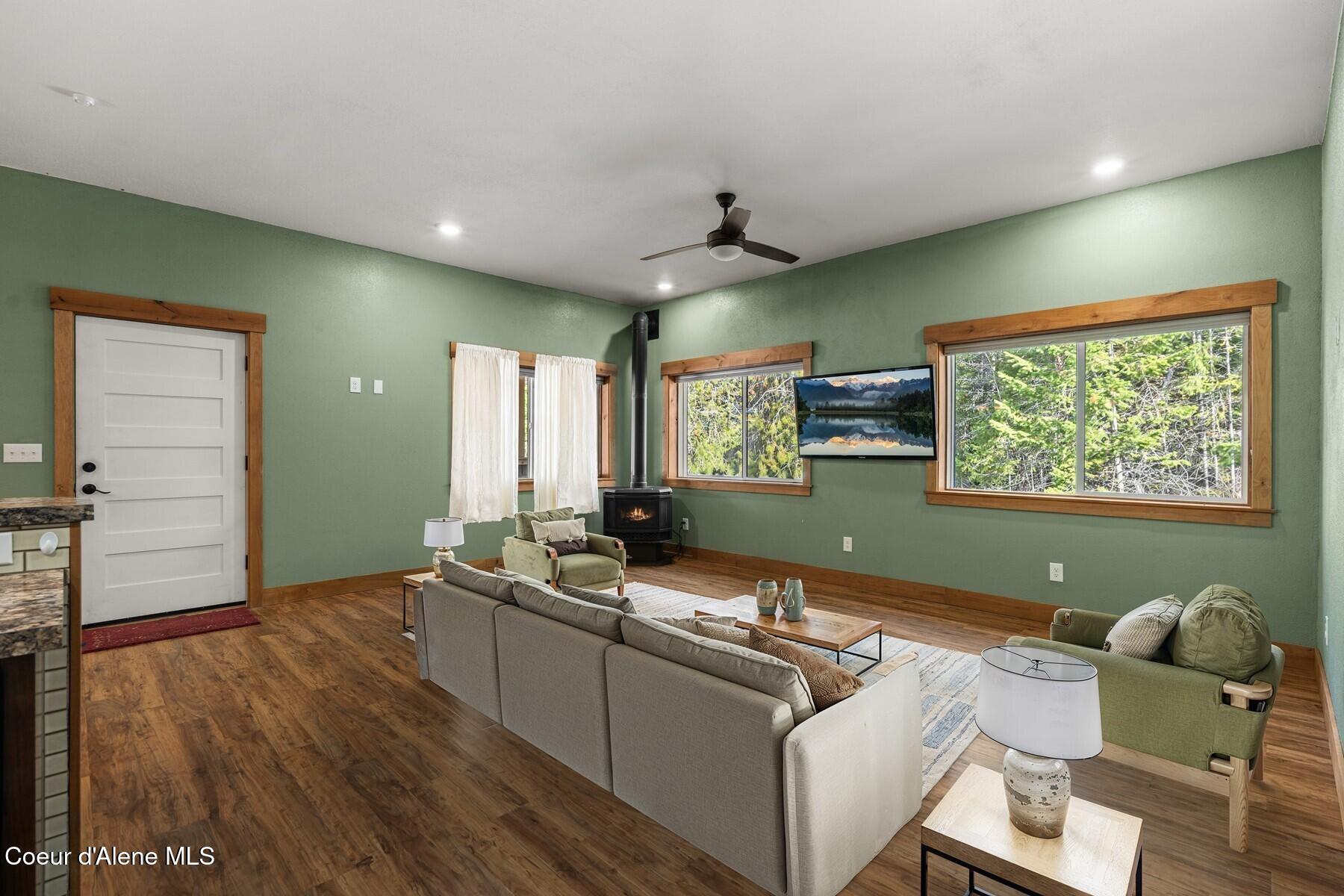 1968 Old Priest River Road Priest River, ID 83856 - Photo 6 of 31 .