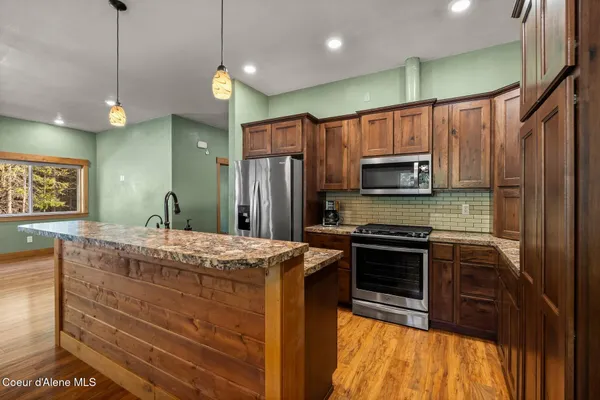 $650,000 | 1968 Old Priest River Road, Priest River, ID 83856