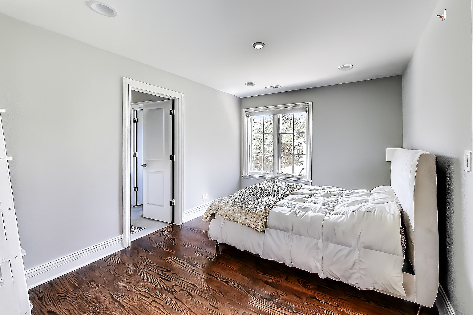 112 East Avenue Park Ridge, IL 60068 - Photo 23 of 38 Gallery Image 23