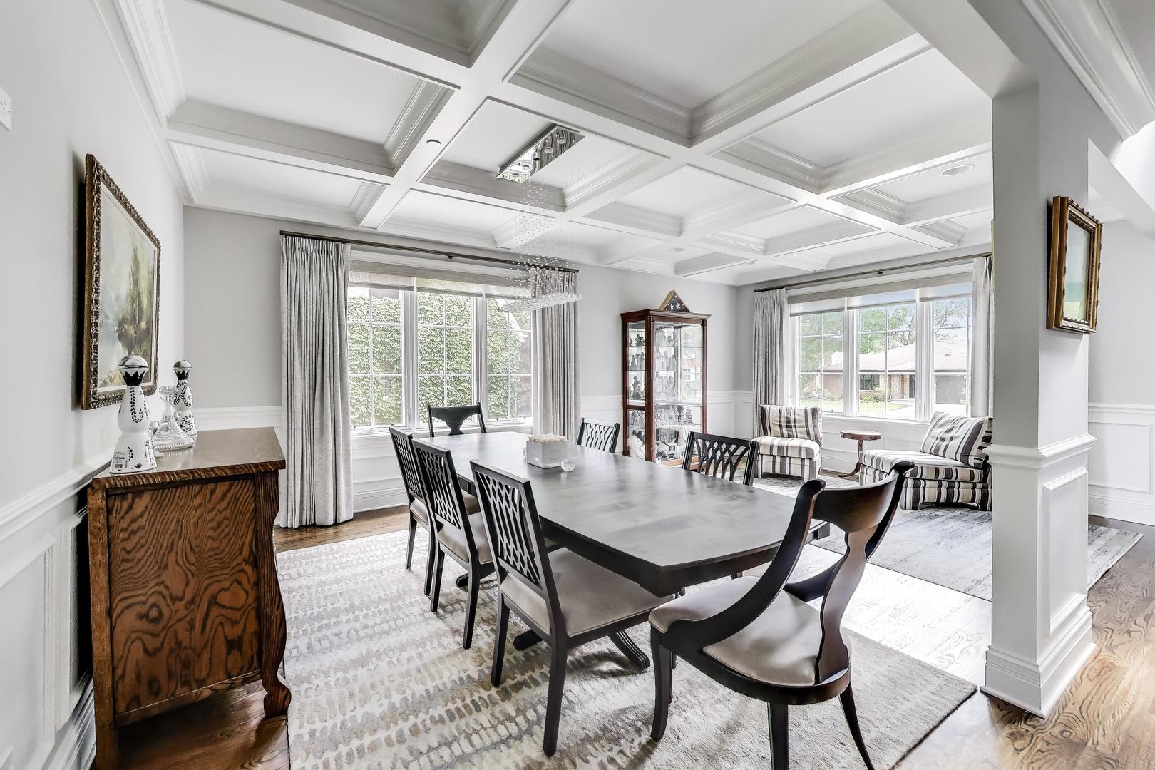 112 East Avenue Park Ridge, IL 60068 - Photo 6 of 38 Gallery Image 6