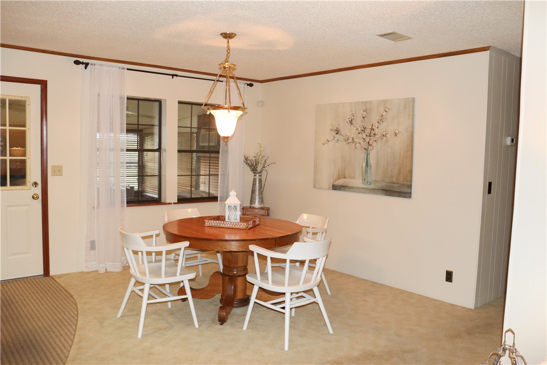 220 Arthur Knowles Road Folkston, GA 31537 - Photo 15 of 80 Dining room