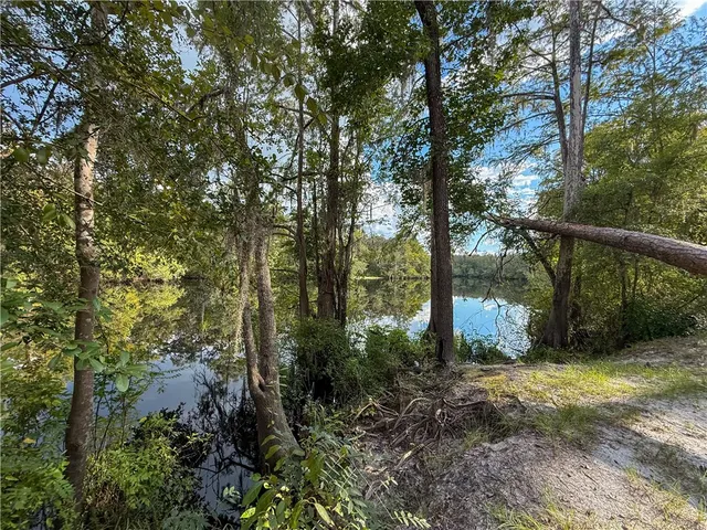 $469,900 | 220 Arthur Knowles Road, Folkston, GA 31537