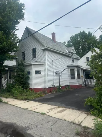 $259,900 | 14 Silver Street, Rochester, NH 03867