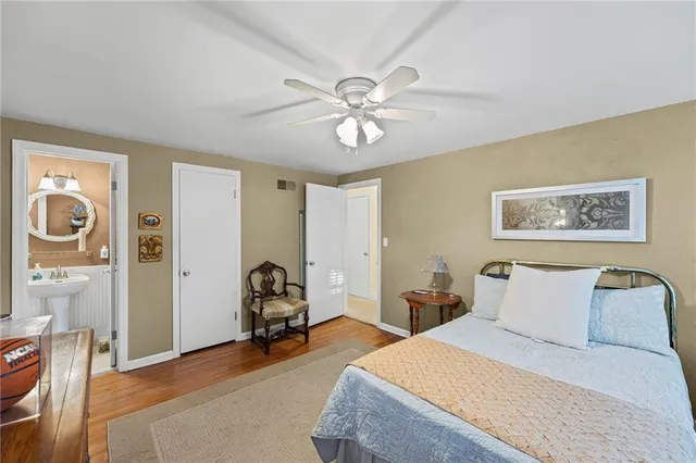 $474,950 | 7000 Roe Avenue, Prairie Village, KS 66208