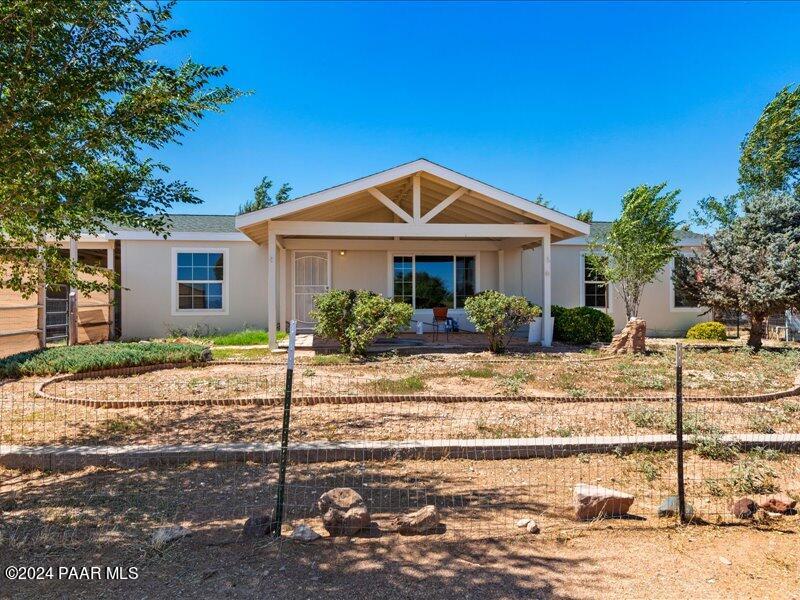 23650 North Roper Lane, Unit 3 Paulden, AZ 86334 - Photo 3 of 44 03-Front Of Home