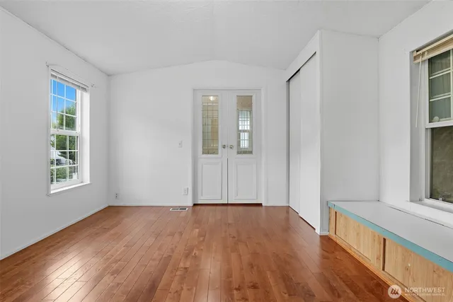 $89,999 | 15922 54th St Court East, Sumner, WA 98390