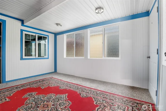 $89,999 | 15922 54th St Court East, Sumner, WA 98390