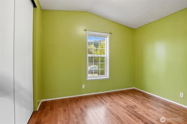 $89,999 | 15922 54th St Court East, Sumner, WA 98390