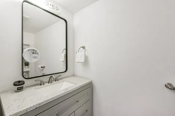 $174,900 | 4217 Benard Court, Unit 9, Pasadena, TX 77503