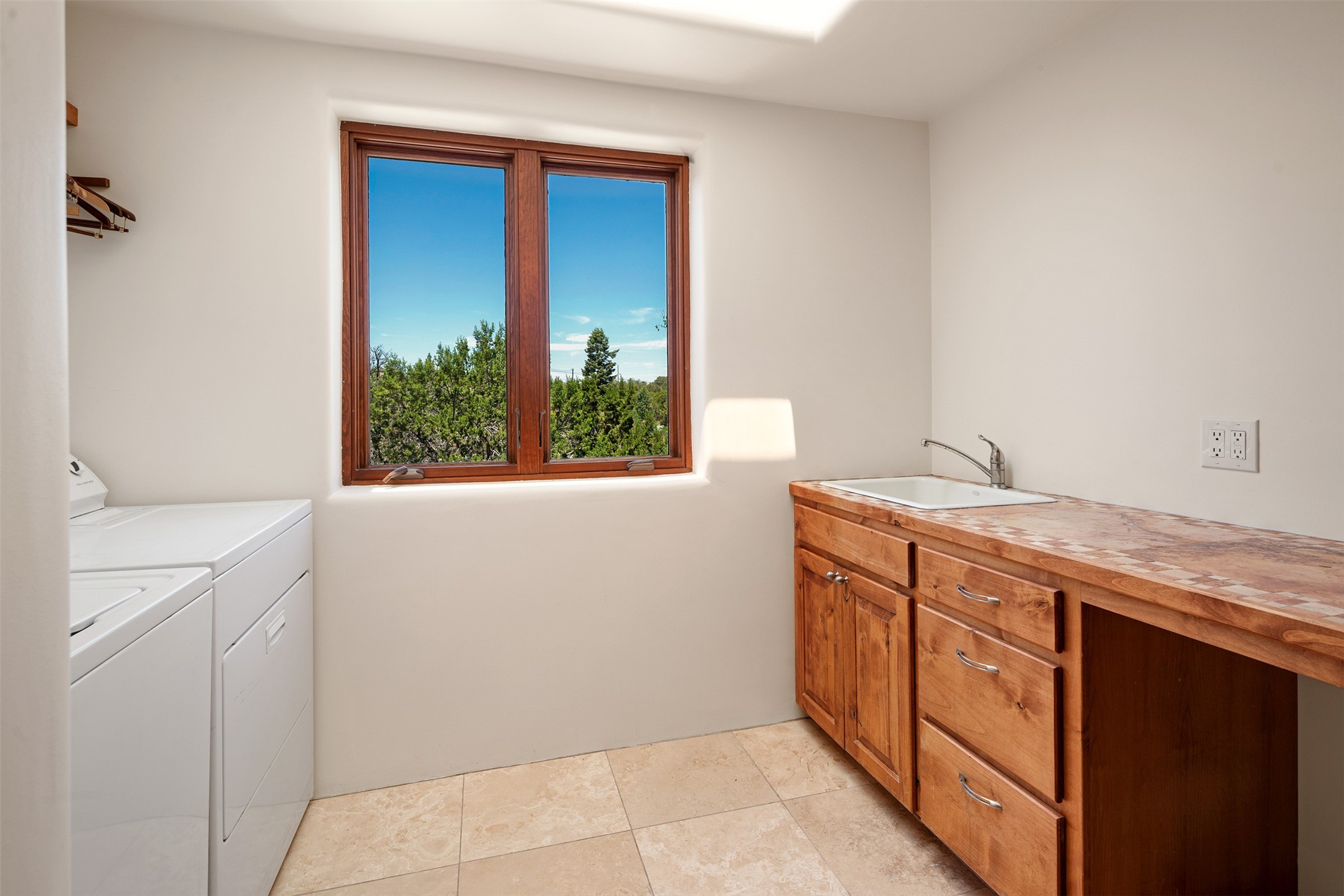 1026 Stagecoach Road Santa Fe, NM 87501 - Photo 23 of 59 Gallery Image 23