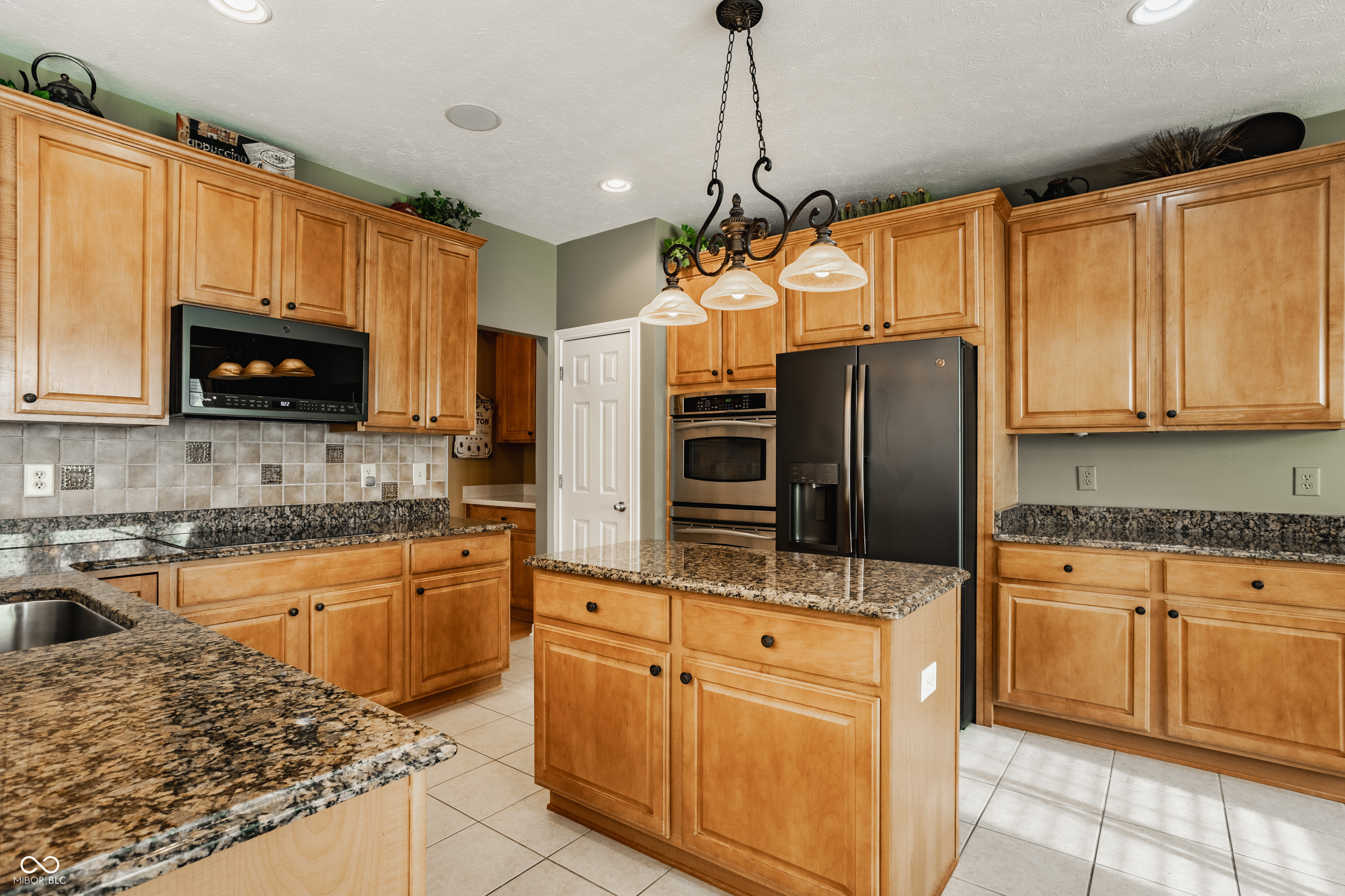 14079 Powder Drive Carmel, IN 46033 - Photo 9 of 39