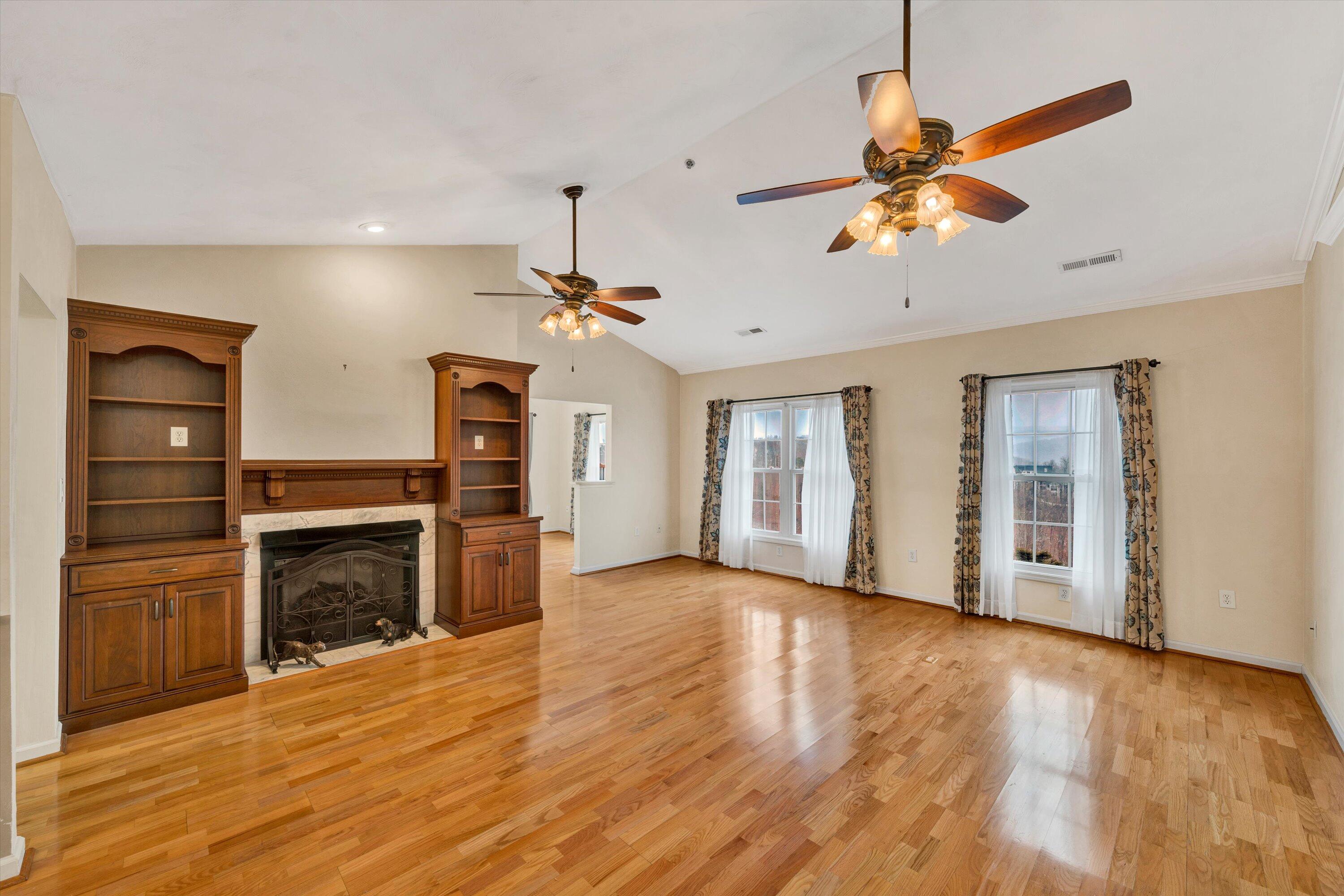 4448 Pheasant Ridge Road, Unit 406 Roanoke, VA 24014 - Photo 13 of 36 11-011520240007
