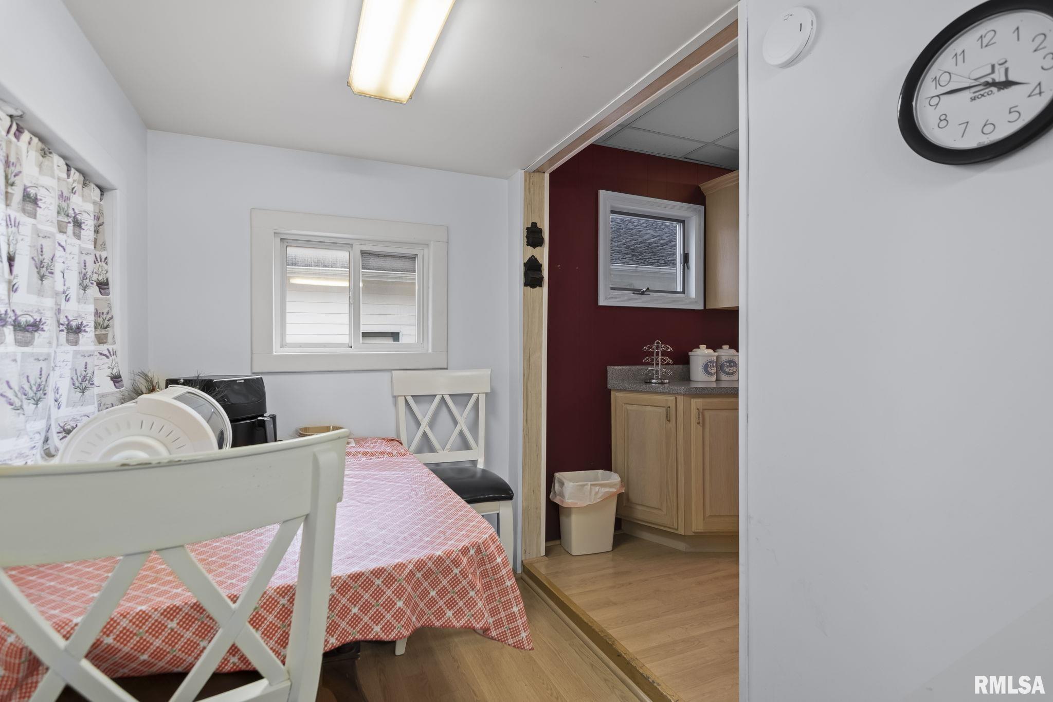 2012 South Pasfield Street Springfield, IL 62704 - Photo 16 of 31 Gallery Image 16