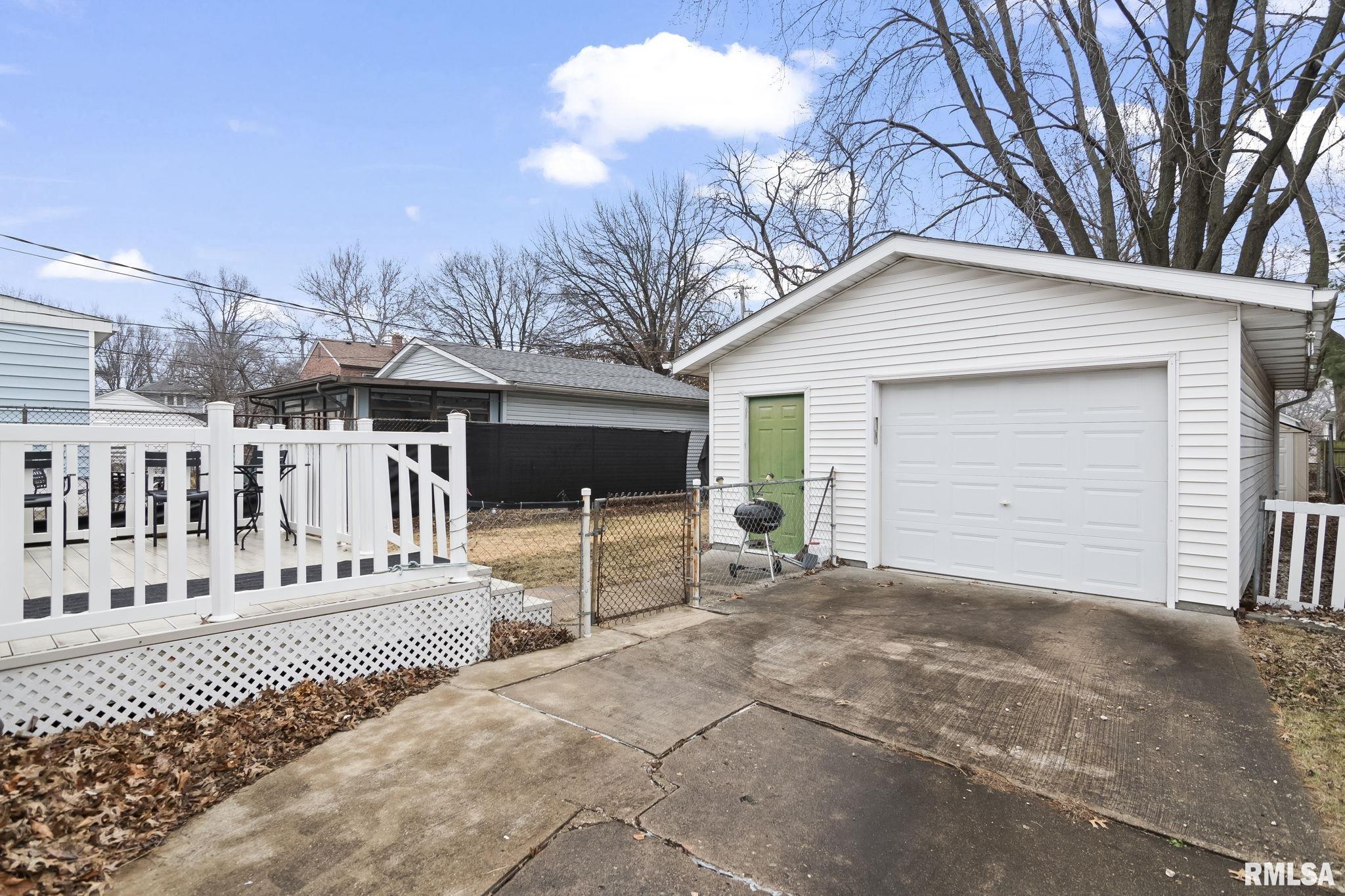 2012 South Pasfield Street Springfield, IL 62704 - Photo 27 of 31 Gallery Image 27