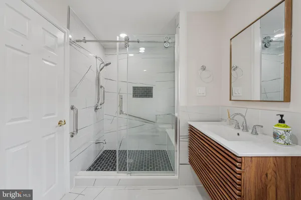 $3,999,000 | 606 Brockman Court, Great Falls, VA 22066