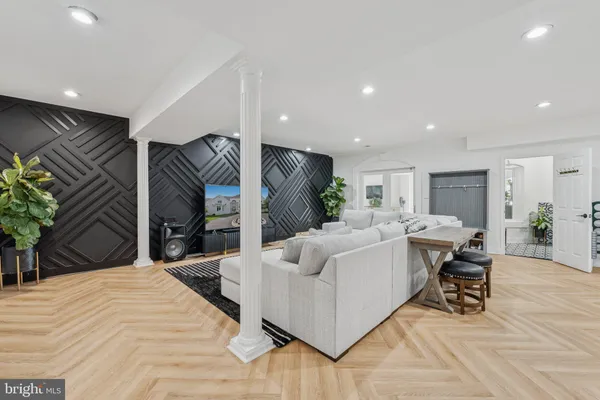 $3,999,000 | 606 Brockman Court, Great Falls, VA 22066