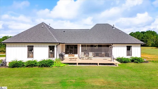 $799,900 | 2015 Walhalla Highway, Pickens, SC 29671