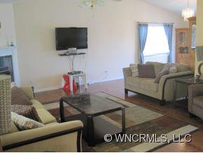 37 Collins Road Marshall, NC 28753 - Photo 10 of 21 Gallery Image 10