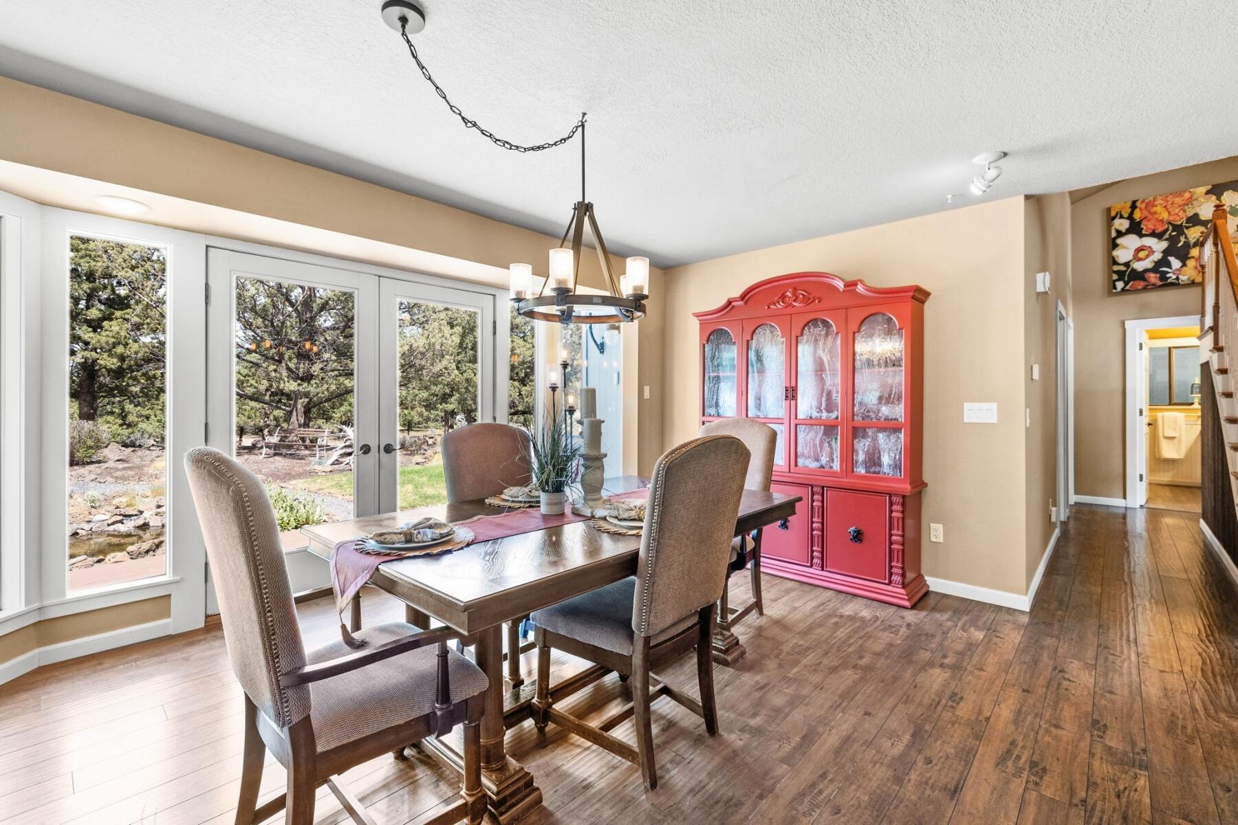 21873 Rincon Avenue Bend, OR 97702 - Photo 20 of 52 batch_52-web-or-mls-Riley Visuals-51