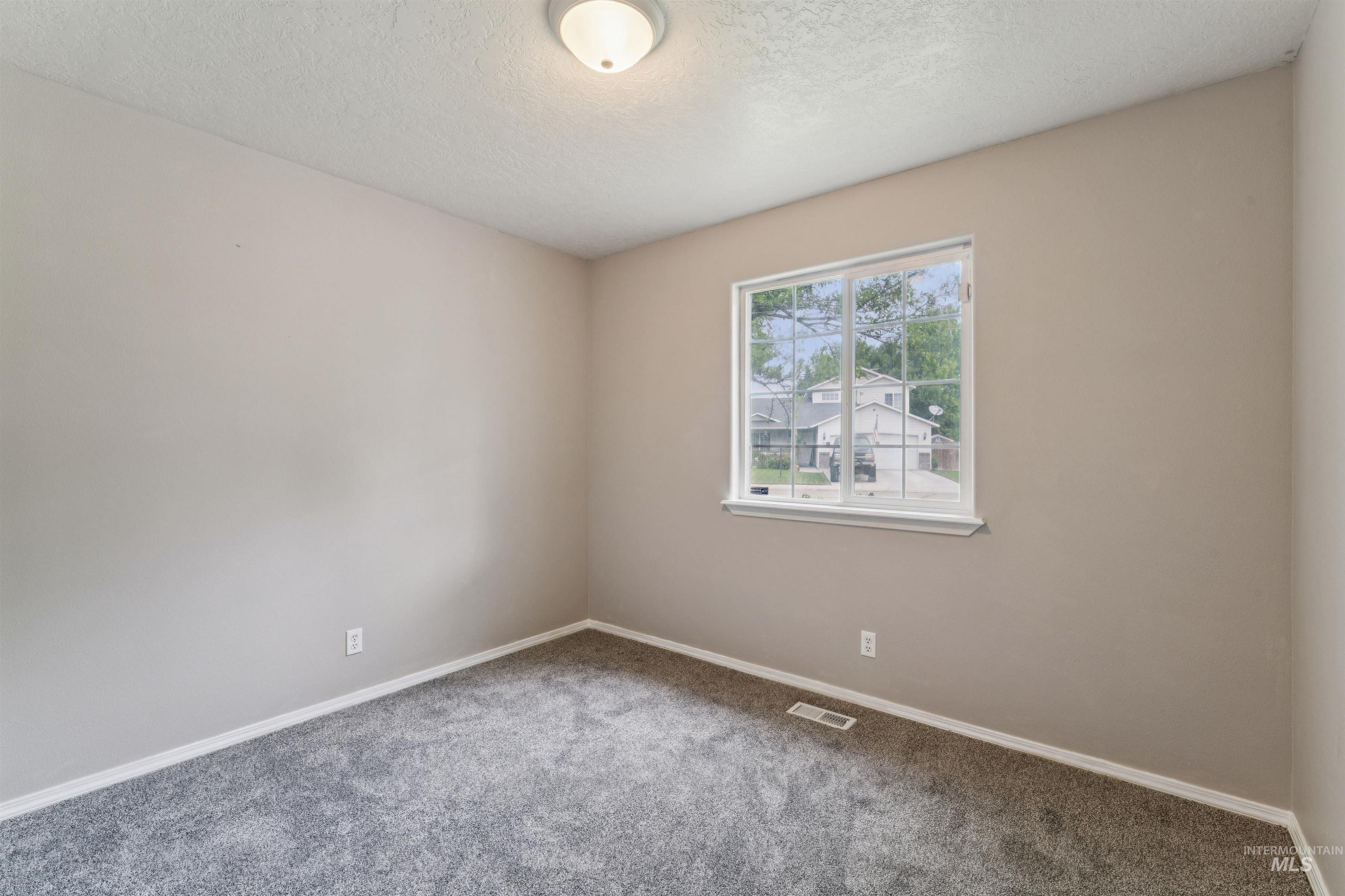 1007 West Honker Drive Meridian, ID 83642 - Photo 22 of 29