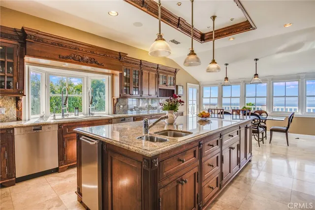 $13,800 | 1409 VÃa Arco, Palos Verdes Estates, CA 90274