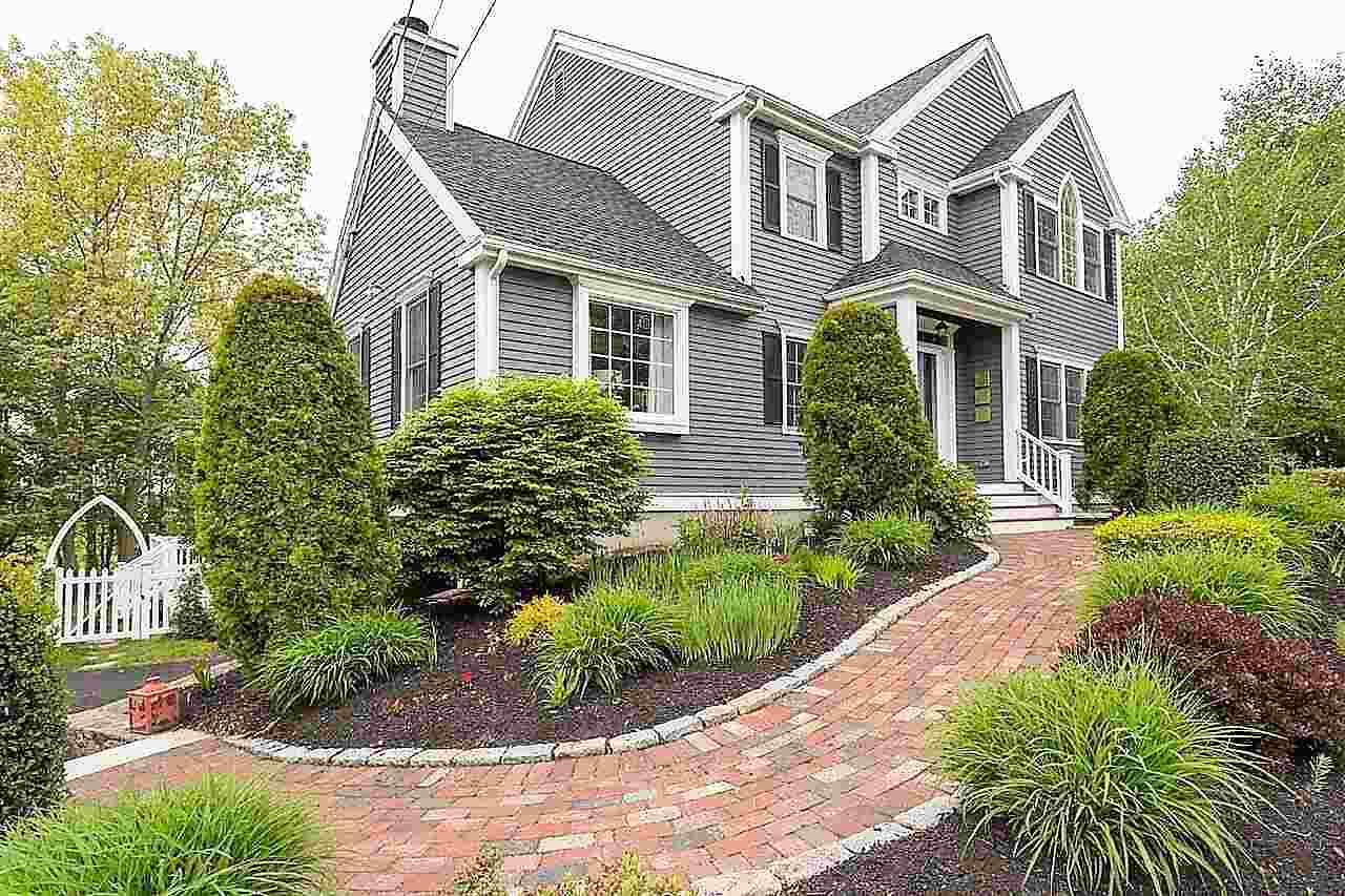 152 South Road North Hampton, NH 03862 - Photo 2 of 31