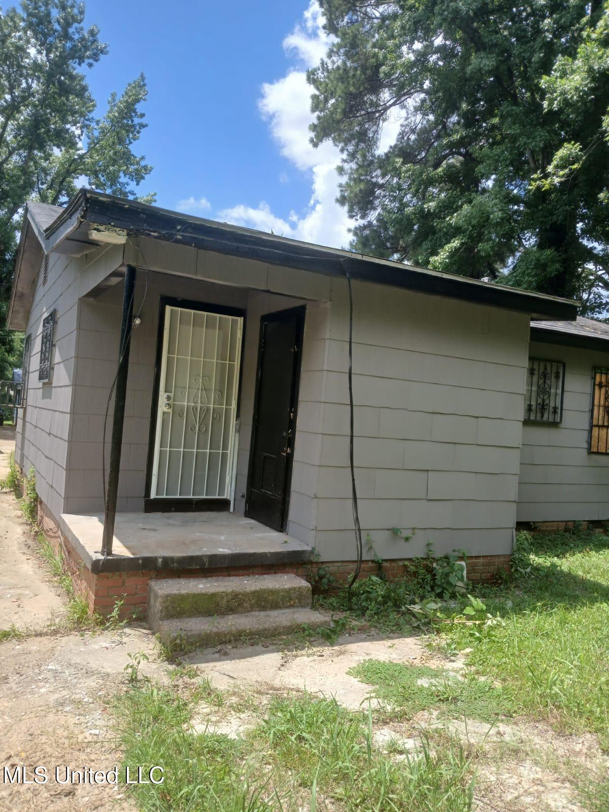 2858 Queensroad Avenue Jackson, MS 39213 - Photo 12 of 12 be6b0bd5-5917-4283-a8e2-cc8e074eafc1