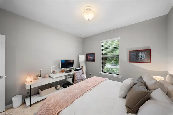 $9,000 | 7052 Live Oak Drive, Naples, FL 34114