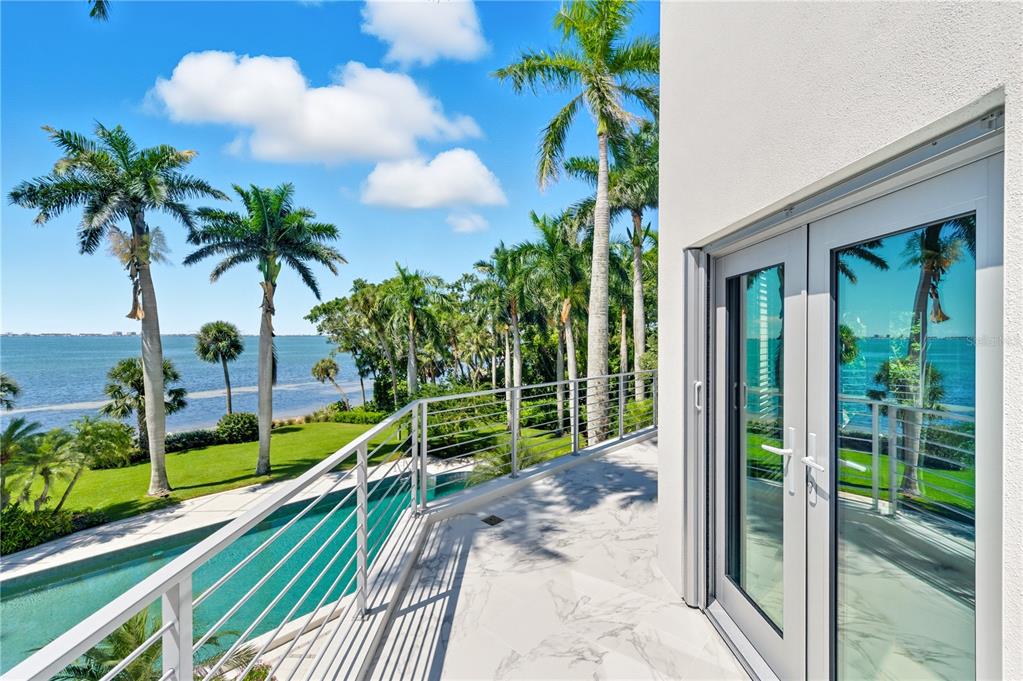 3315 Bay Shore Road Sarasota, FL 34234 - Photo 71 of 96